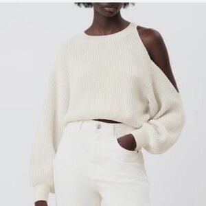 Zara Cut Out Cold Shoulder Knit Balloon Sleeve Sweater Top Neutral Cream